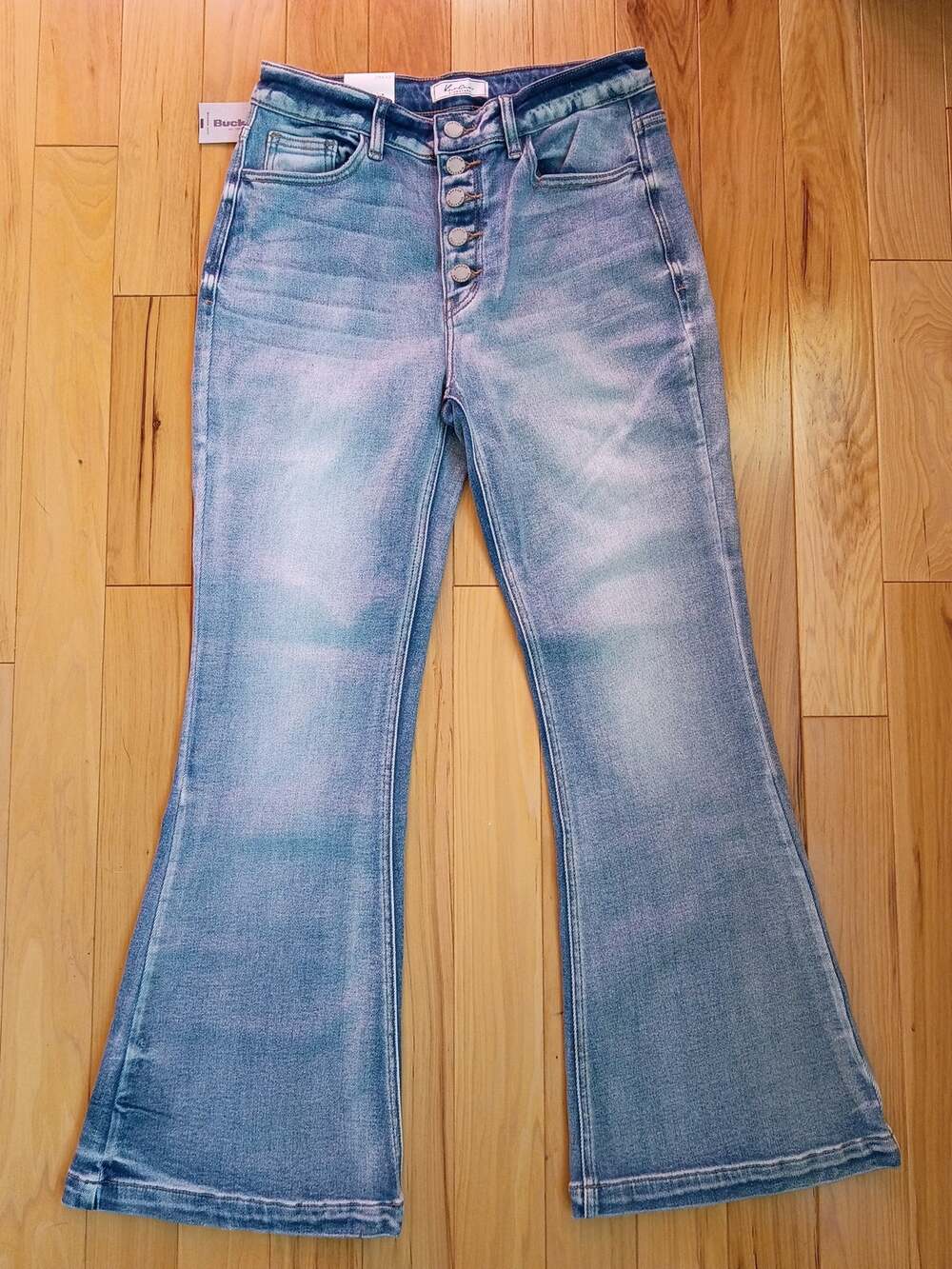 NWT KanCan Signature Flare Jeans 29x30 Light Wash Blue Denim Button Fly NEW